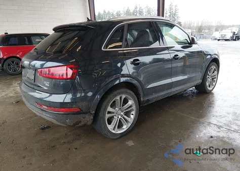 2015 Audi Q3 2.0T Premium Plus z USA, uszkodzony, nr VIN WA1EFCFSXFR009186